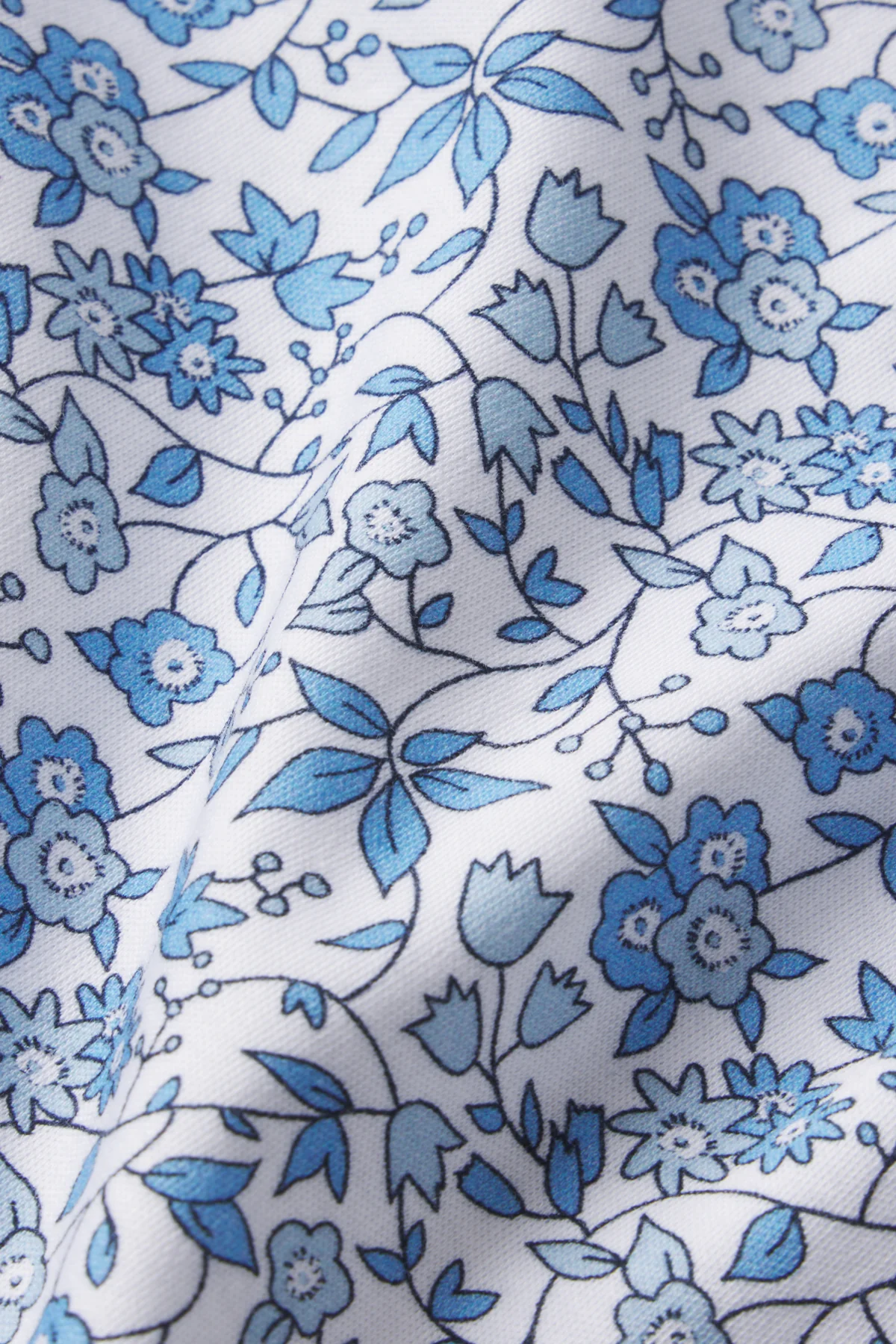 Pima Crew Shorts Set in Delft Blue Garden Floral - Image 5