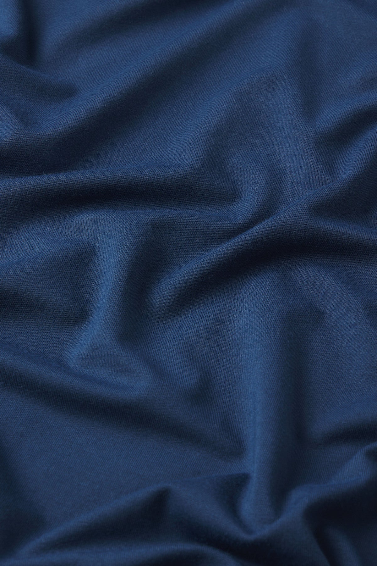 Men's Long Sleeve Bamboo Tee in Navy - Image 4